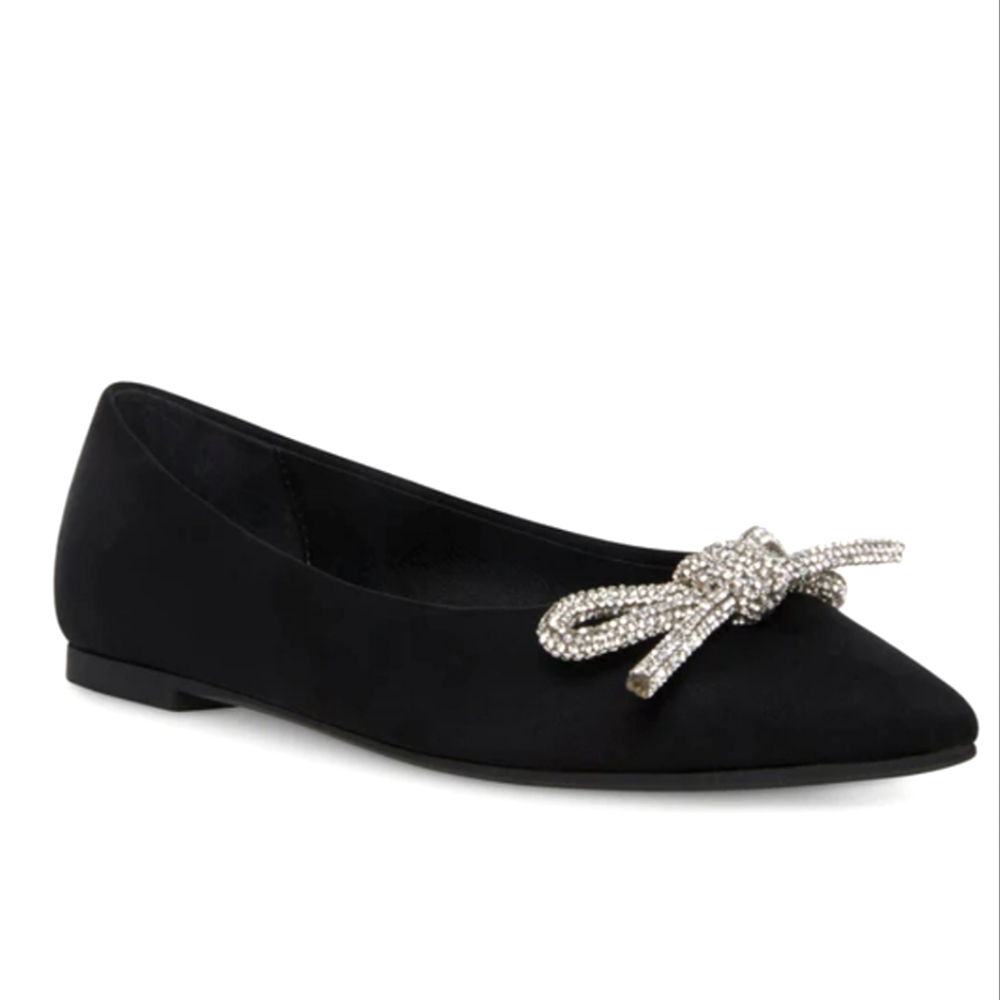 NWT SM New York Womens Pointed-toe ballet flat with Rhinestone bow detail
